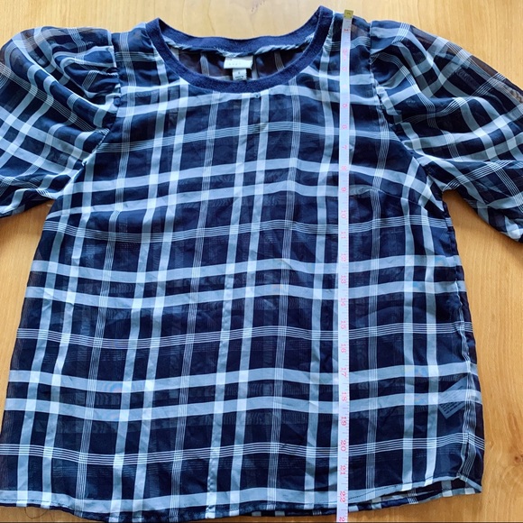 ✨ a new day Navy and White Plaid Sheer Top - S - Picture 9 of 10